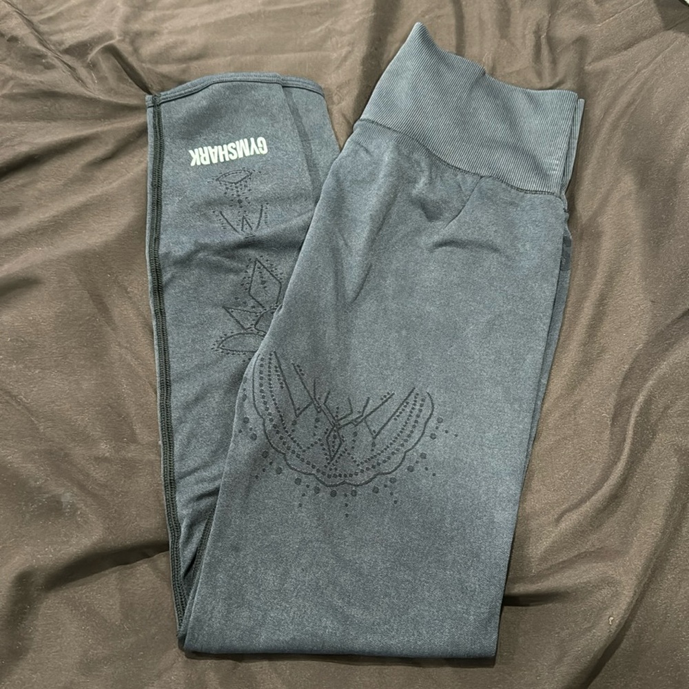 Black navy gymshark leggings seamless